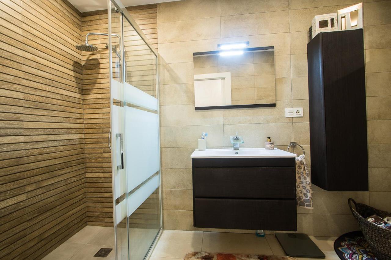 First Line Luxury Apartments Alicante Buitenkant foto